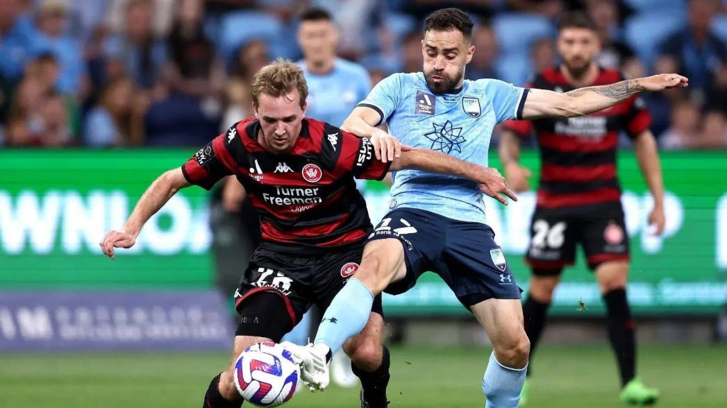 西悉尼漫步者与奥克兰 FC：绿茵场上的激情碰撞