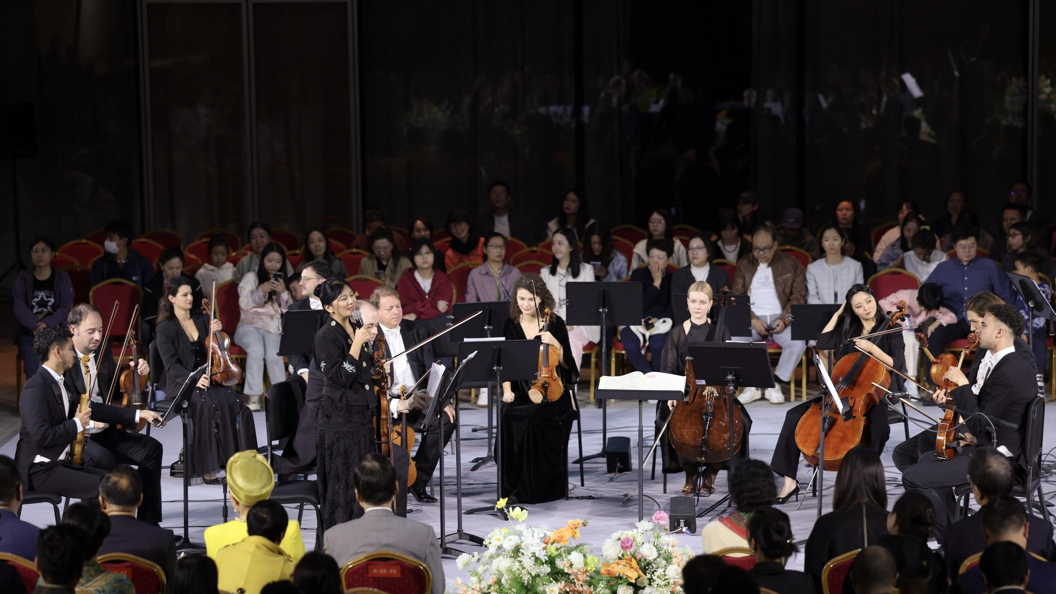 中摩建交30周年庆典音乐会 在杭州英蓝中心奏响友谊乐章