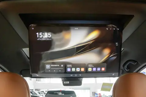 满员也能装7箱！深蓝S09零重力座椅+智能交互，家庭出行优选