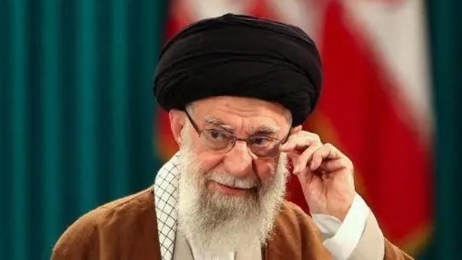 全球风暴：特朗普的疯狂赌局与普京的沉默布局