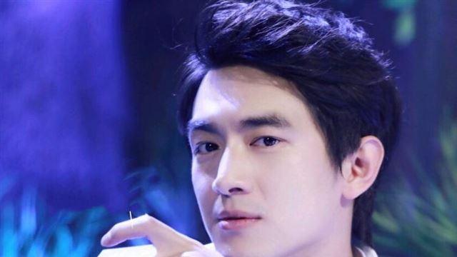 赵丽颖最强男闺蜜，陪她从籍籍无名走向顶流，赵氏孤儿从不孤单