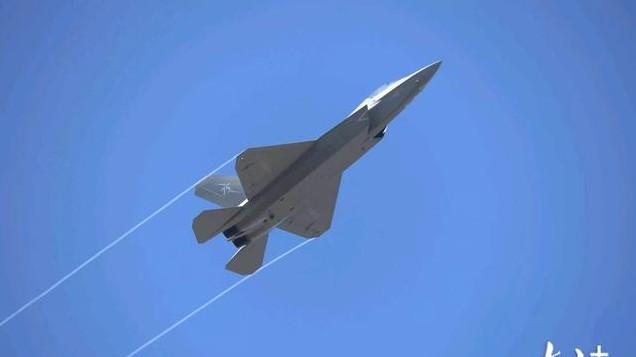 歼-35A震撼登场：重塑空战格局的“超级杀器”！