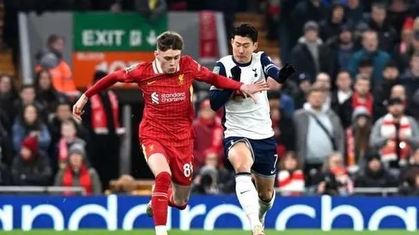 利物浦4-0热刺，利物浦逆转热刺晋级英联杯决赛