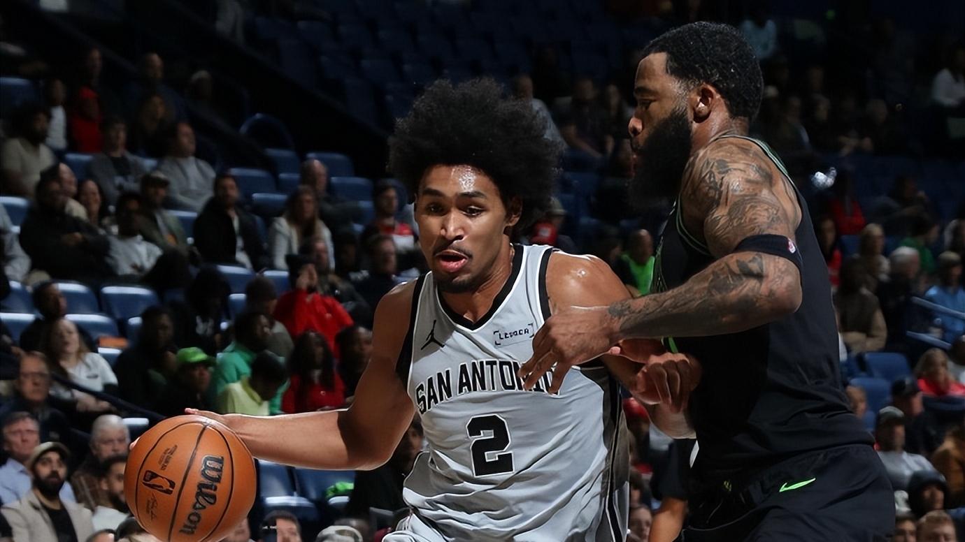 差点25分大逆转！13号秀33+10+10，单节21分4板5助，带队净胜22分