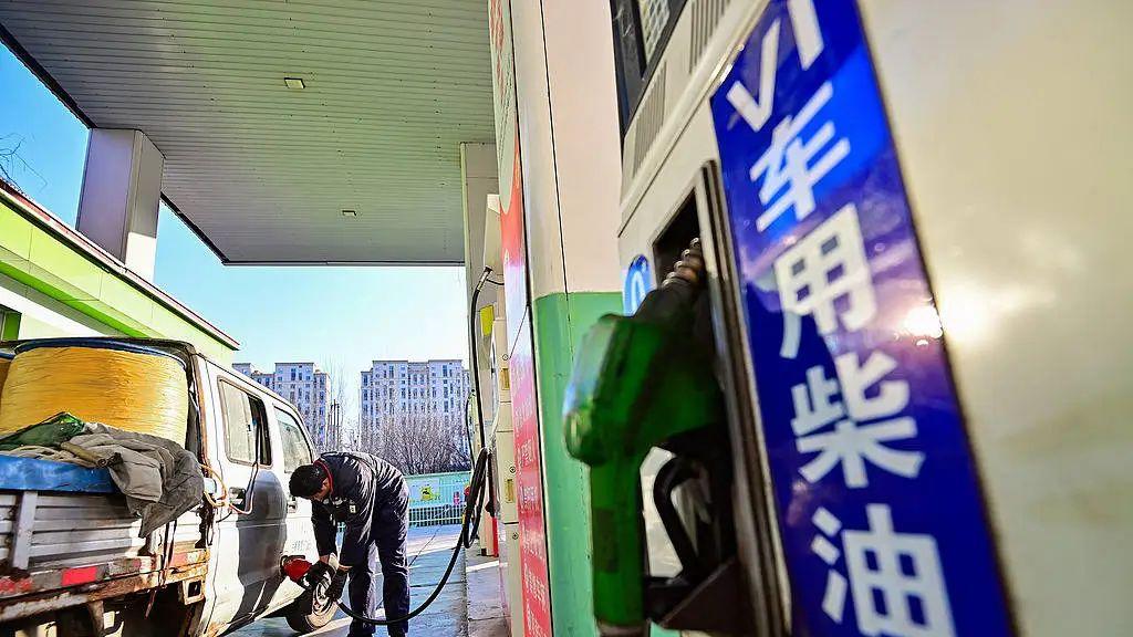 农民运柴油给农机加油被罚3万，罚款也得考虑现实情境