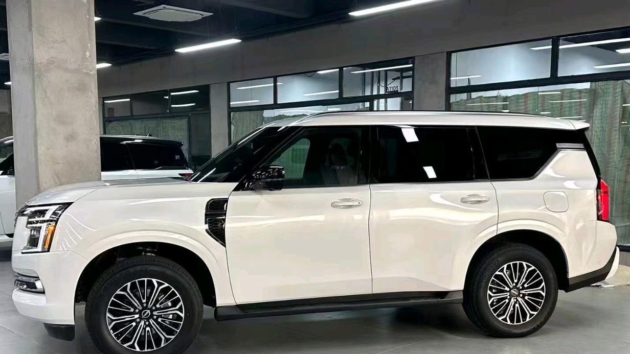 新日产途乐强势登场，大七座豪华SUV新标杆