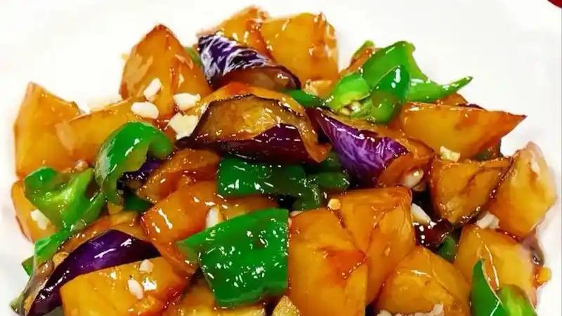 70岁厨师分享“手写配方”，5万可能都买不来，学会了自己开店！