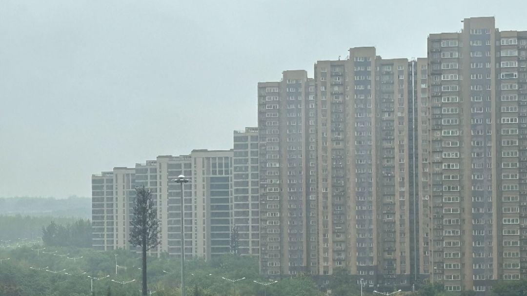 2025年的雨 没有一场是长眼色的