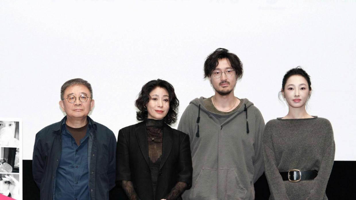 白百何微博疑似“开撕”，奖项风波背后是谁在暗中较劲？