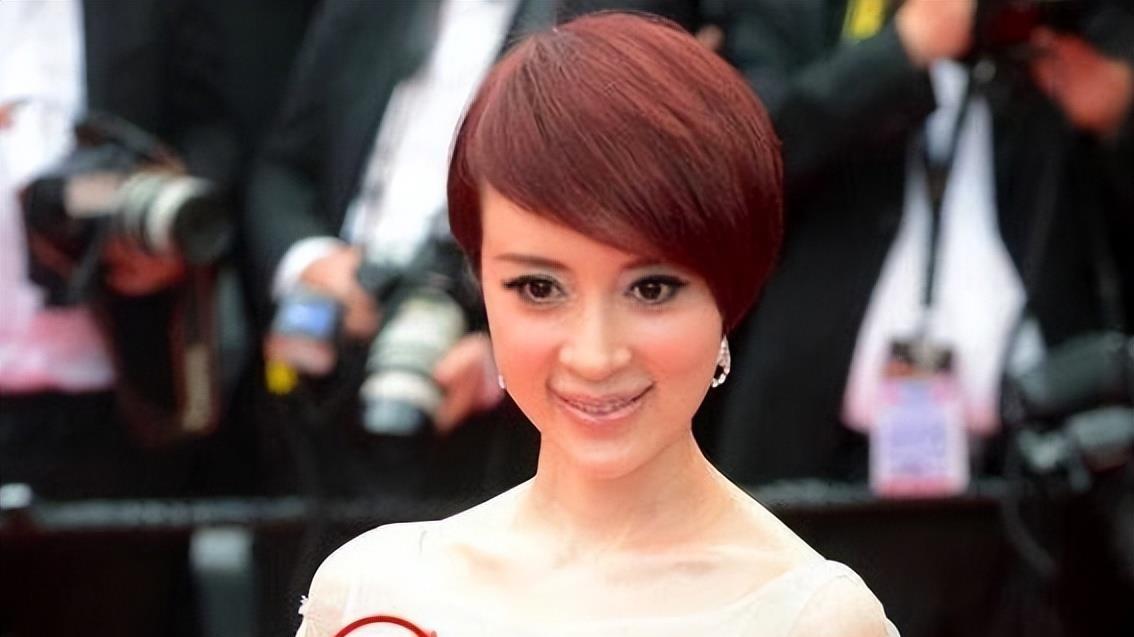金巧巧：豪门阔太？独立女性！宝藏演员？