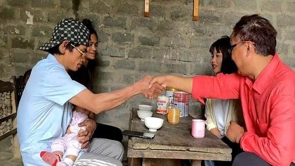 包哥修房背后，商业与公益激辩，真相究竟为何？