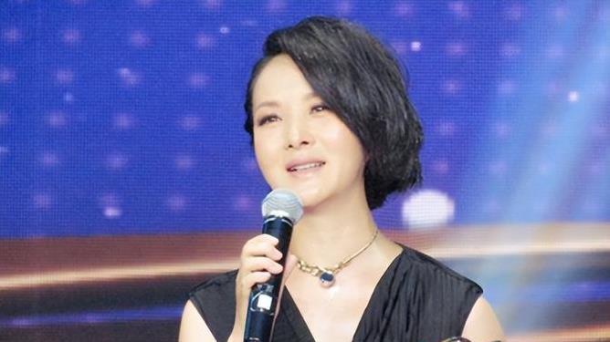 谢兰嫁师小红！丁克11年突然怀孕，婆婆喜极而泣
