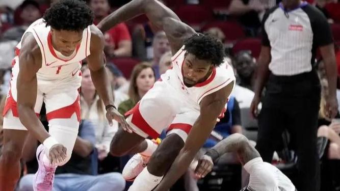 4月21日火箭G1战勇士前瞻：风雪压不住的火箭和绝处逢生的勇士！