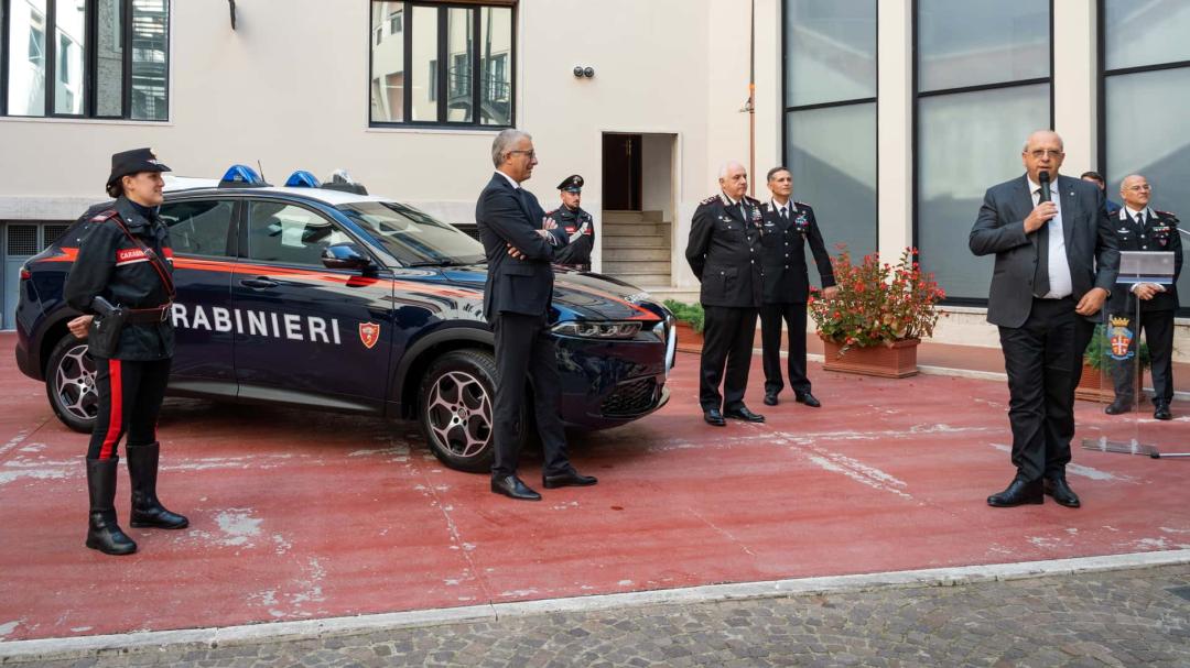 当警车遇上混动？丰田RAV4在澳洲警局“掉链子”