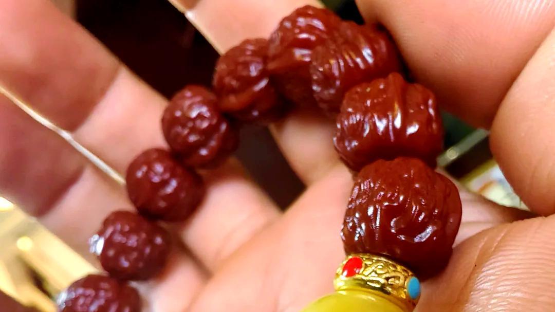 为什么猴头手串那么贵？小众文玩的高价密码