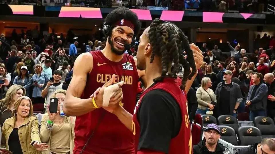 加兰28分 莫布利21+11+7！骑士强势锁定东部第一，季后赛蓄势待发