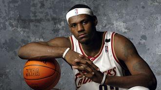 詹姆斯这一走, 湖人队里可就乱了套, 大家都没想到他会这么突然就离开