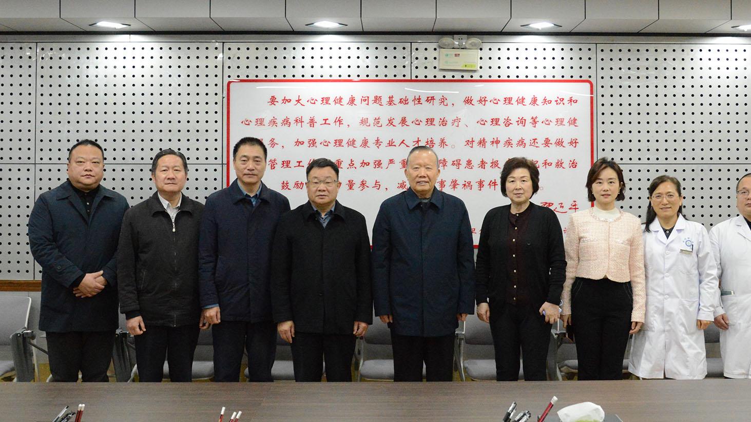 加强医疗救助与慈善有序衔接，郑州慈善总会走访市第八人民医院