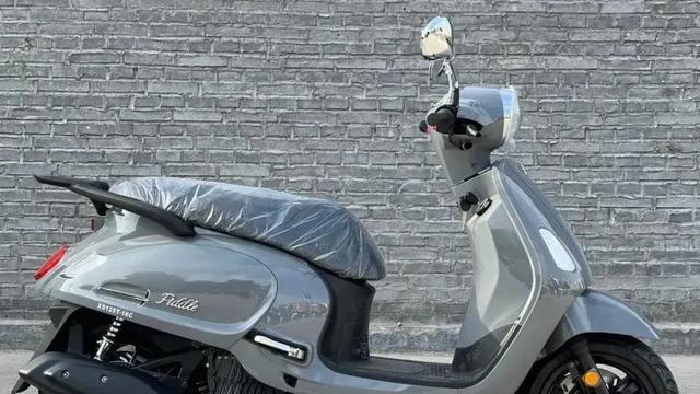 125水冷踏板车选购指南：谁才是你的通勤最佳拍档？