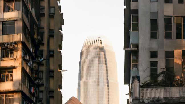 在竞争最激烈的价格带，领克10EM-P九月售出5077辆，成功杀出重围