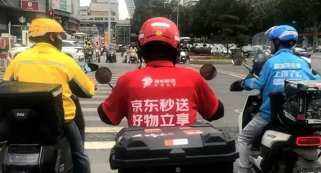 外卖补贴大战烽烟滚滚，普通人乐不可支！