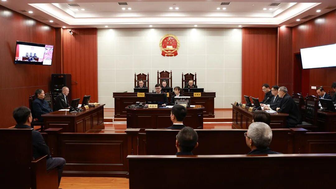 村民不服土地补偿提起行政诉讼：十堰市长出庭应诉，是对老百姓权益的尊重