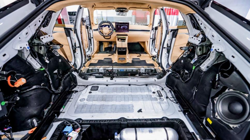 2024款极氪001众筹成功！背后藏着老车主对品牌的信任