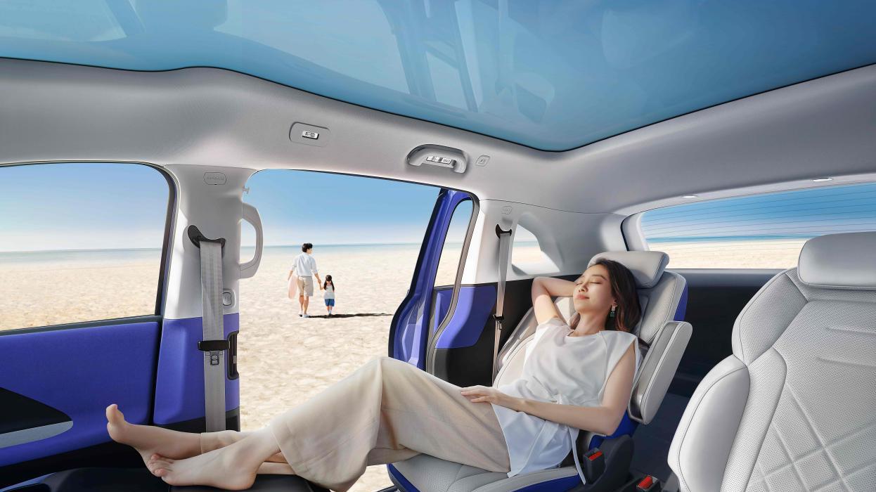 北汽极狐的健康承诺：极狐汽车考拉如何守护亲子呼吸自由