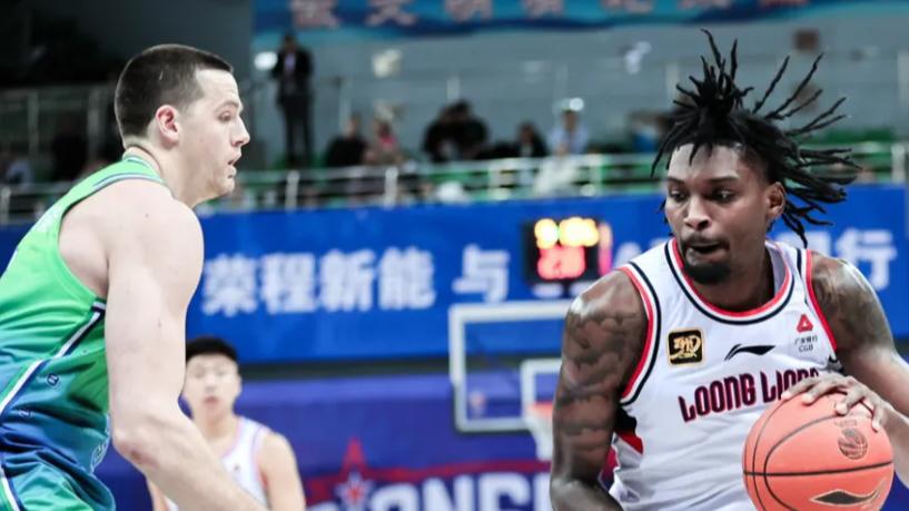 辽宁VS广州胜券在握！张镇麟渐入佳境，杨鸣能否率队打进四强？