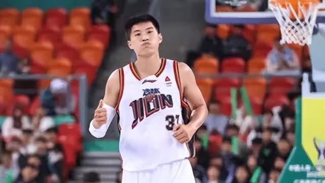 三分6中4！失意神射离开辽宁大爆发 第3春没跑了？