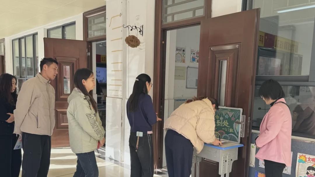 根脉传承 家校课堂 信阳羊山外国语小学分校家长会圆满举行