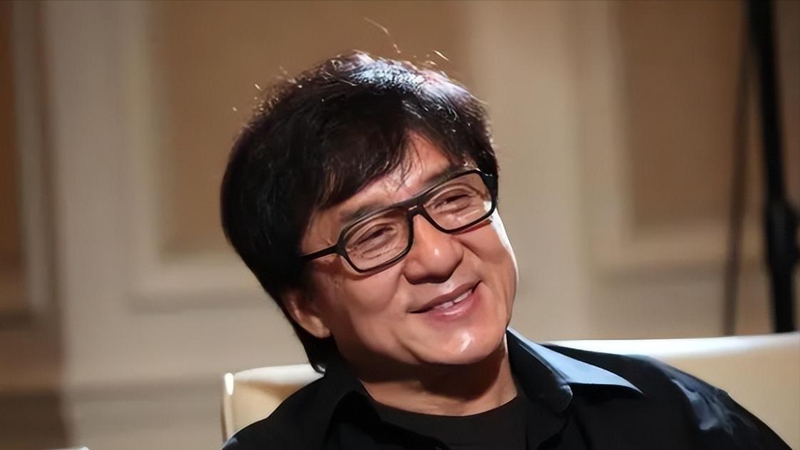 成龙私生女吴卓林，如今的她过得如何了？