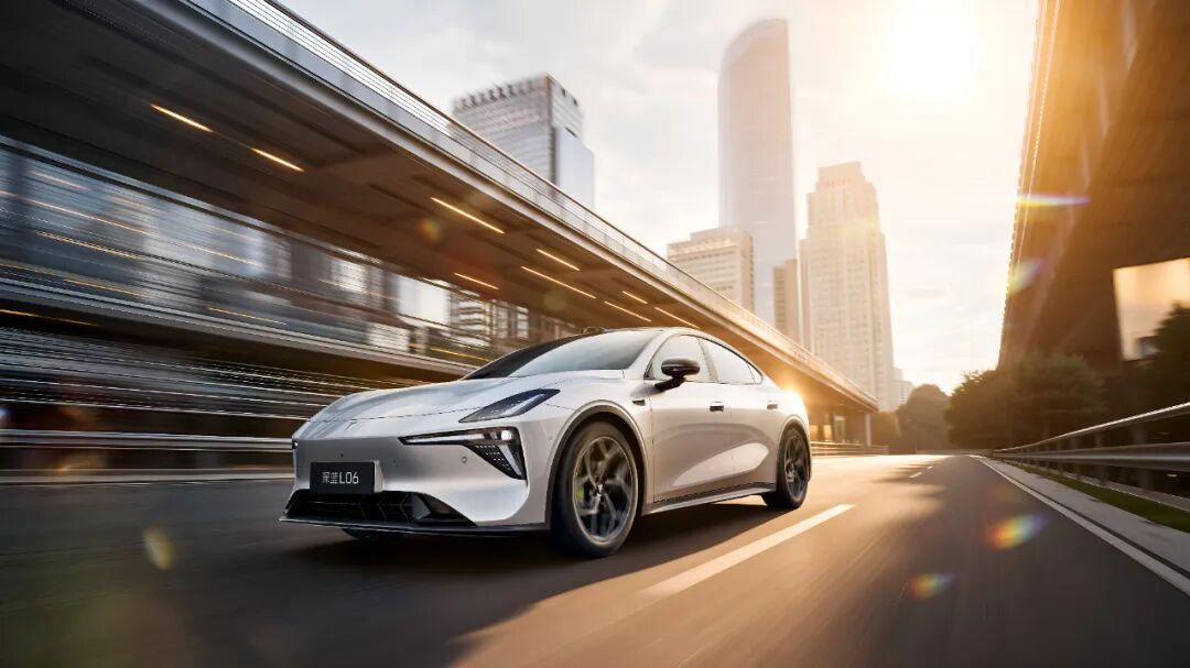 13.99万起，搭载磁流变悬架，深蓝L06开启预售