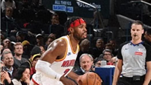 勇士大胜雄鹿！巴特勒单核救主，格林锁死字母哥，2配角齐爆！