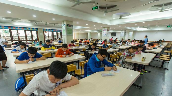 孩子在学习上遇到不会的问题，喜欢先问别人，如何看待这种现象？