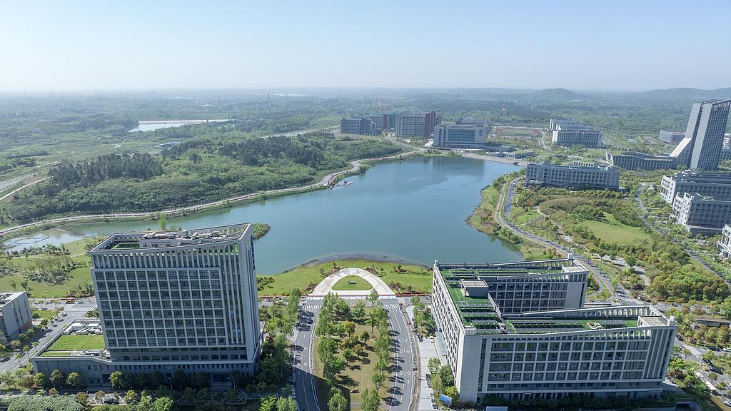 江苏科技大学郭伟怎么被发现的？从不要对高中生有滤镜开始