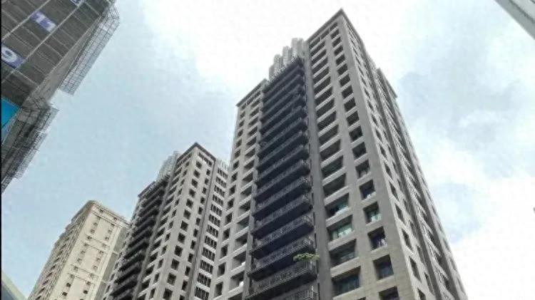 大S 4.6亿豪宅被查封！汪小菲停付房贷，具俊晔被迫搬离，背后真相究竟如何？