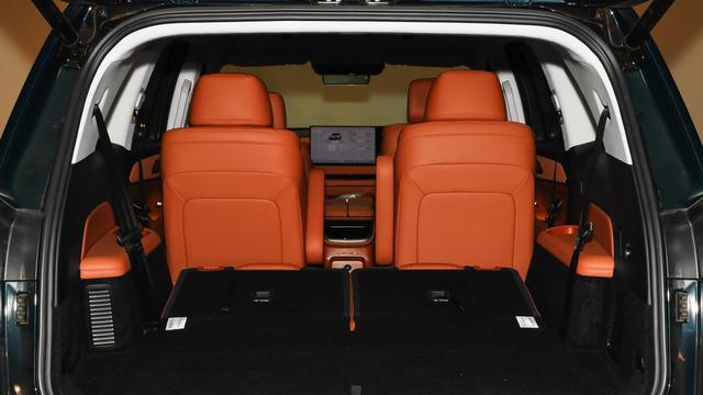 长城又一黑马！四驱6座大空间，4.9秒破百+油耗6.6升，带劲不？