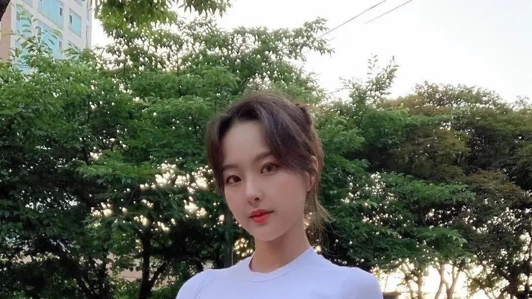 “韩版超越妹妹”身材照曝光：大围度身材，这身材也太犯规了吧