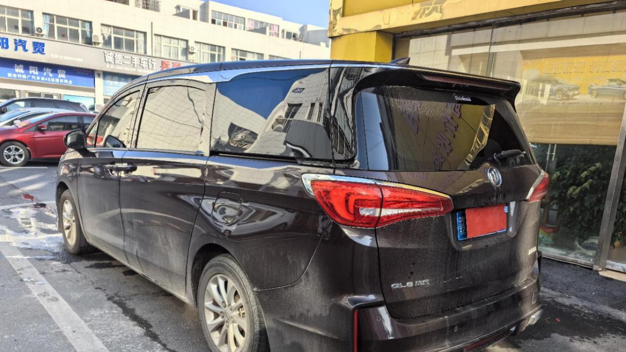 15.8万，2018款别克GL8，家用大六座MPV，舒适出行新选择！