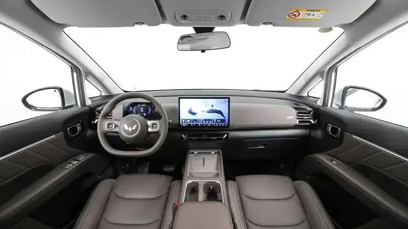 低价七座车盘点，价格不高，配置全面 过年回家全家都有座