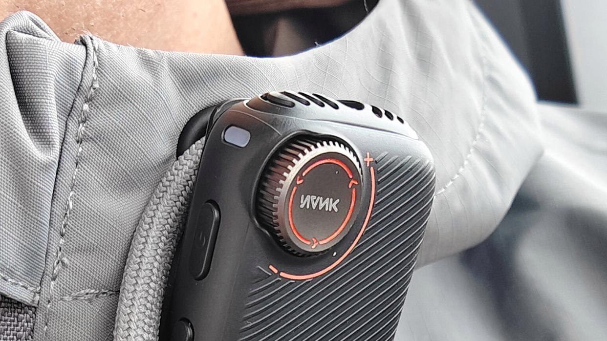 南卡Qmic无线领夹麦：内容创作者的收音利器