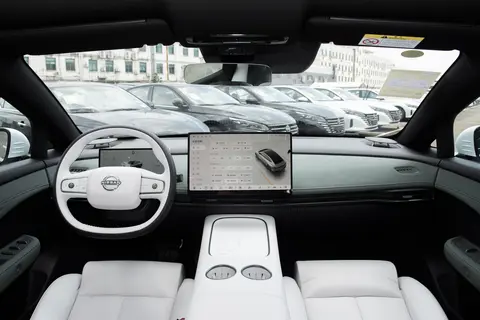 15万内纯电家轿优选，空间大，舒适性高，试驾东风日产N7