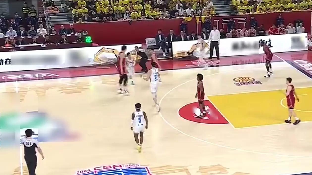 106-99！北京男篮力克山西，许利民回应，潘江表态，记者谈周琦