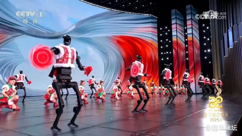 “宇树们”这一年：一边台前狂秀，一边上市补血