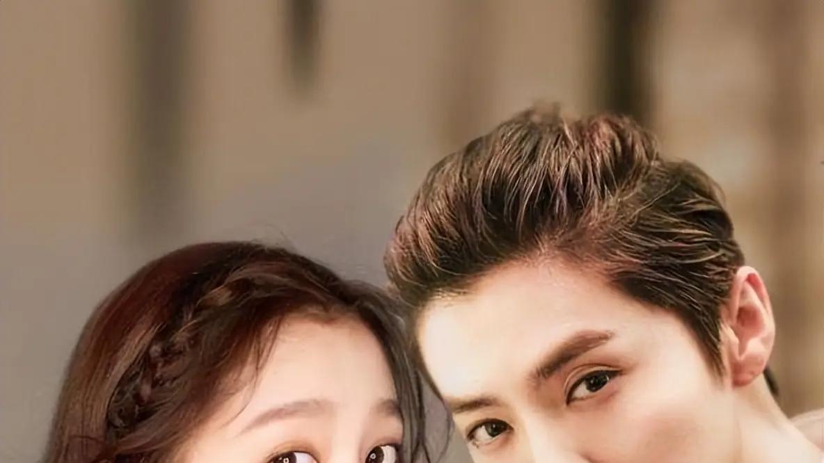 分手传闻仅3月，关晓彤的一张海边亲吻照，撕碎了鹿晗最后的体面