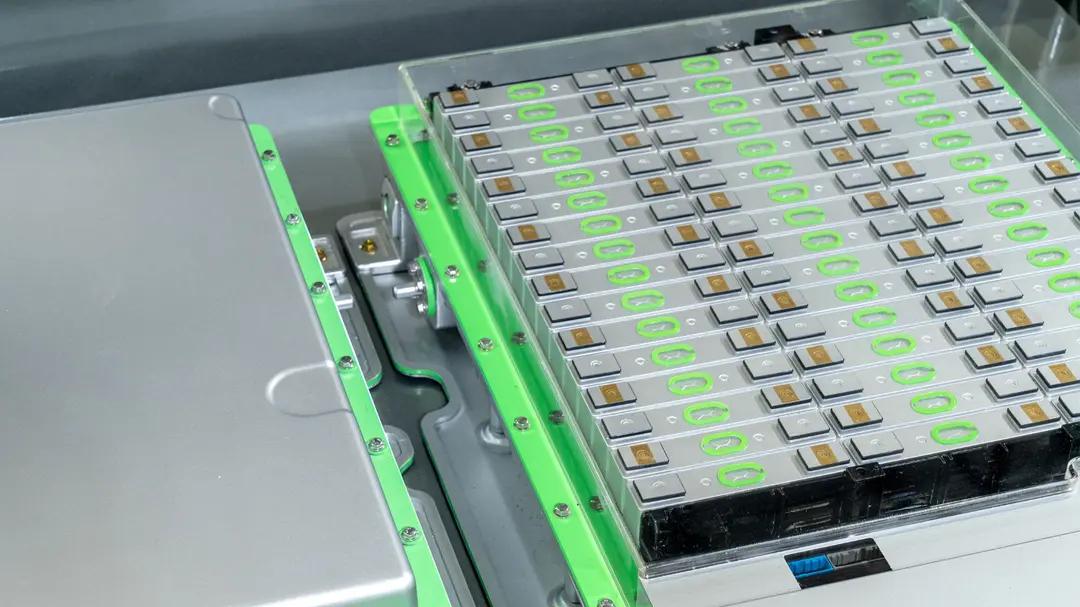 富勒烯逆袭：10分钟快充电动车真要来了？