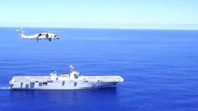 中国海军的海上多面手  直20J多用途舰载直升机