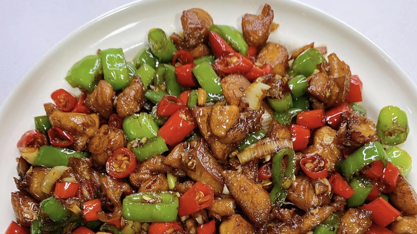 答应我！一定要试试这个双椒鸡丁