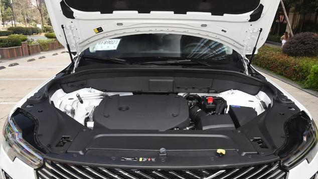 全新沃尔沃XC90变新潮，油电皆可选 4C主动底盘，首次引入六座